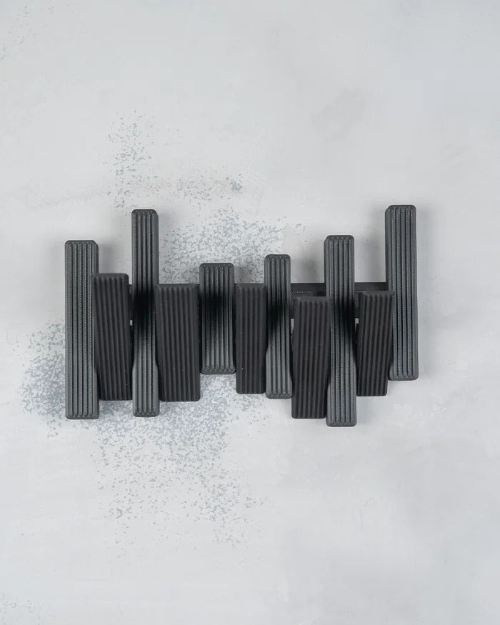 Appendiabiti da Parete Wave – 5 Ganci Pieghevoli | Design Moderno Stampato in 3D