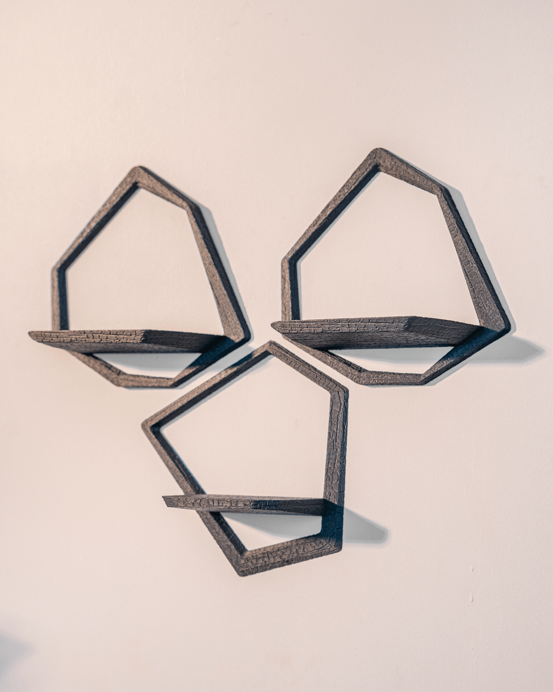 Set di 3 Mensole Esagonali da Parete – Design Moderno Stampato in 3D