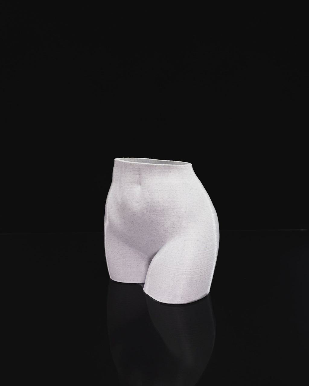 Vaso Artistico “Silhouette” in PLA Stampato in 3D – Design Moderno Minimalista 9 × 13 × 13 cm