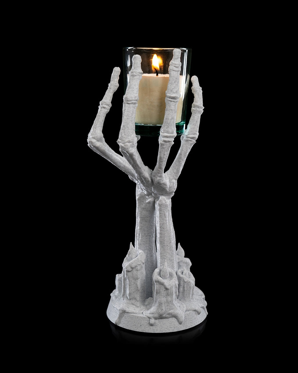 Portacandela “Fiamma Oscura” – Supporto Decorativo a Forma di Mano Scheletrica Stampato in 3D