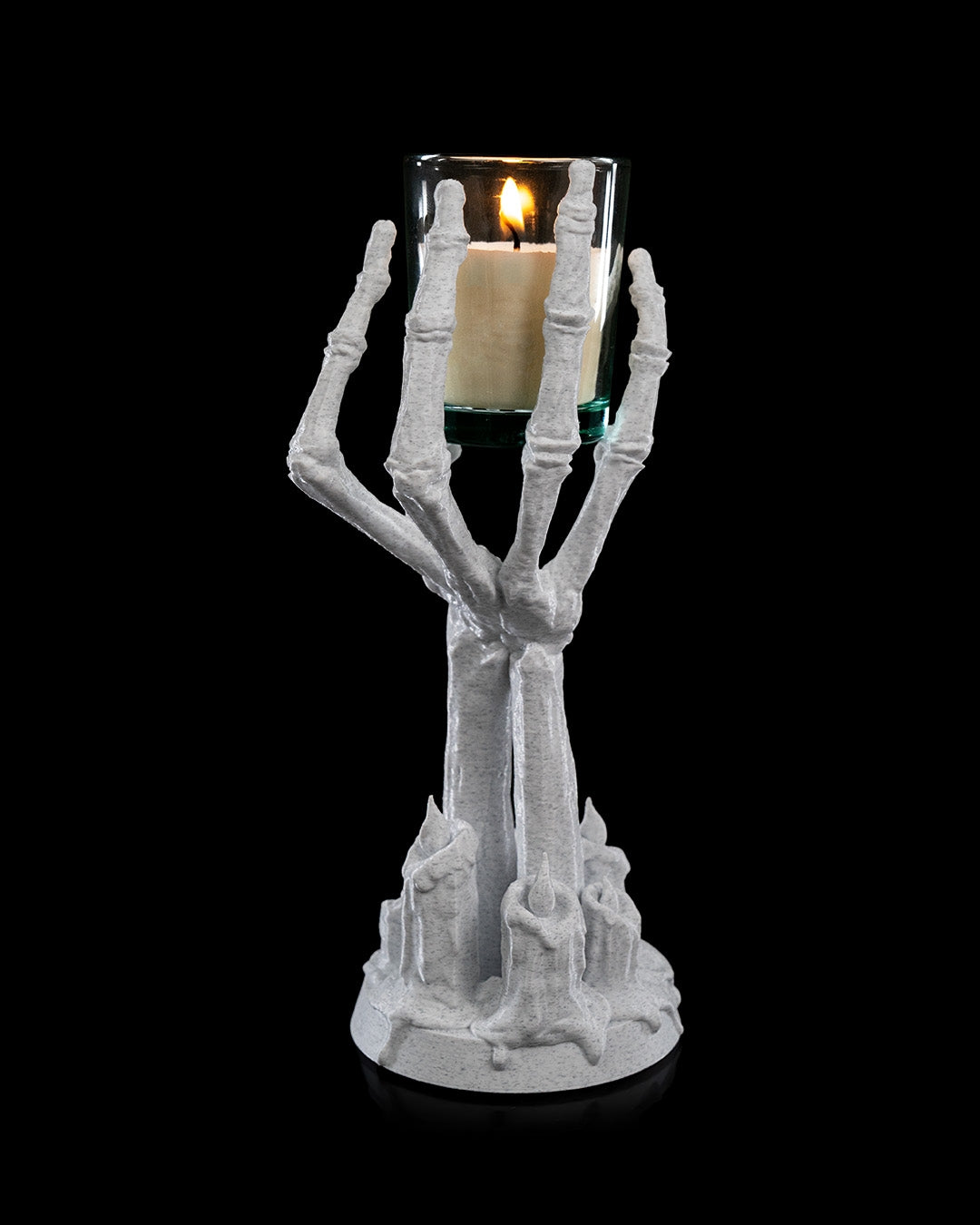 Portacandela “Fiamma Oscura” – Supporto Decorativo a Forma di Mano Scheletrica Stampato in 3D