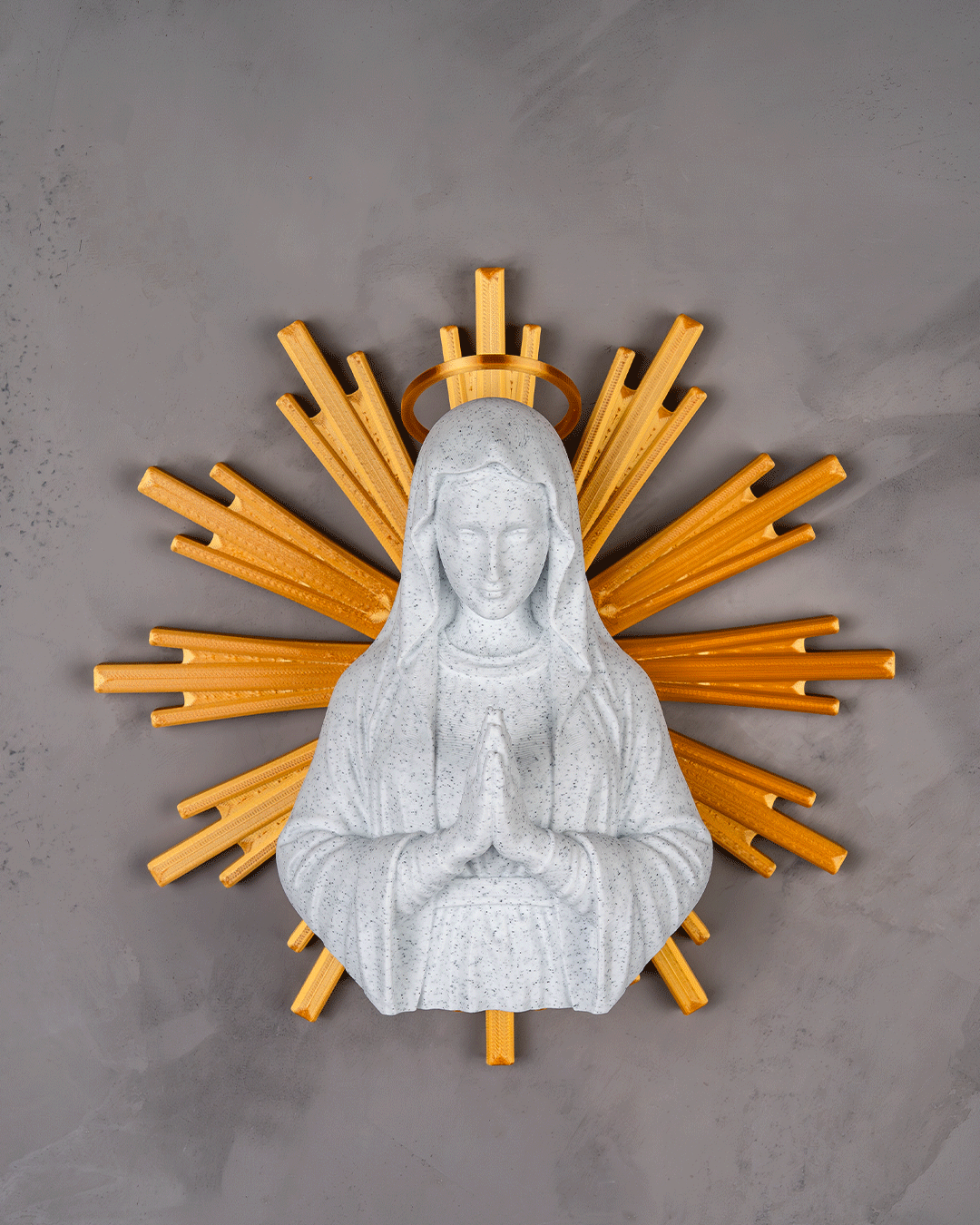 Statua della Madonna in Preghiera 3D – Elegante Decorazione Sacra in PLA