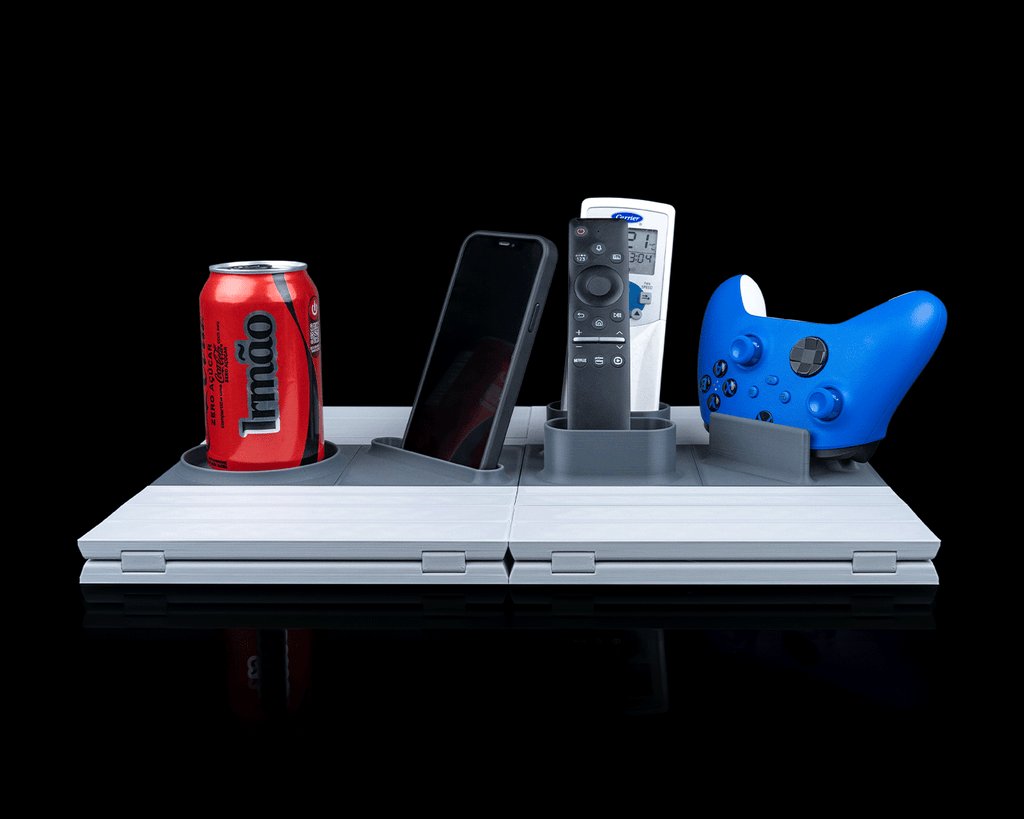 Organizzatore per Bracciolo del Divano Gaming con Porta Controller, Porta Smartphone e Porta Bicchiere – Stampato in 3D