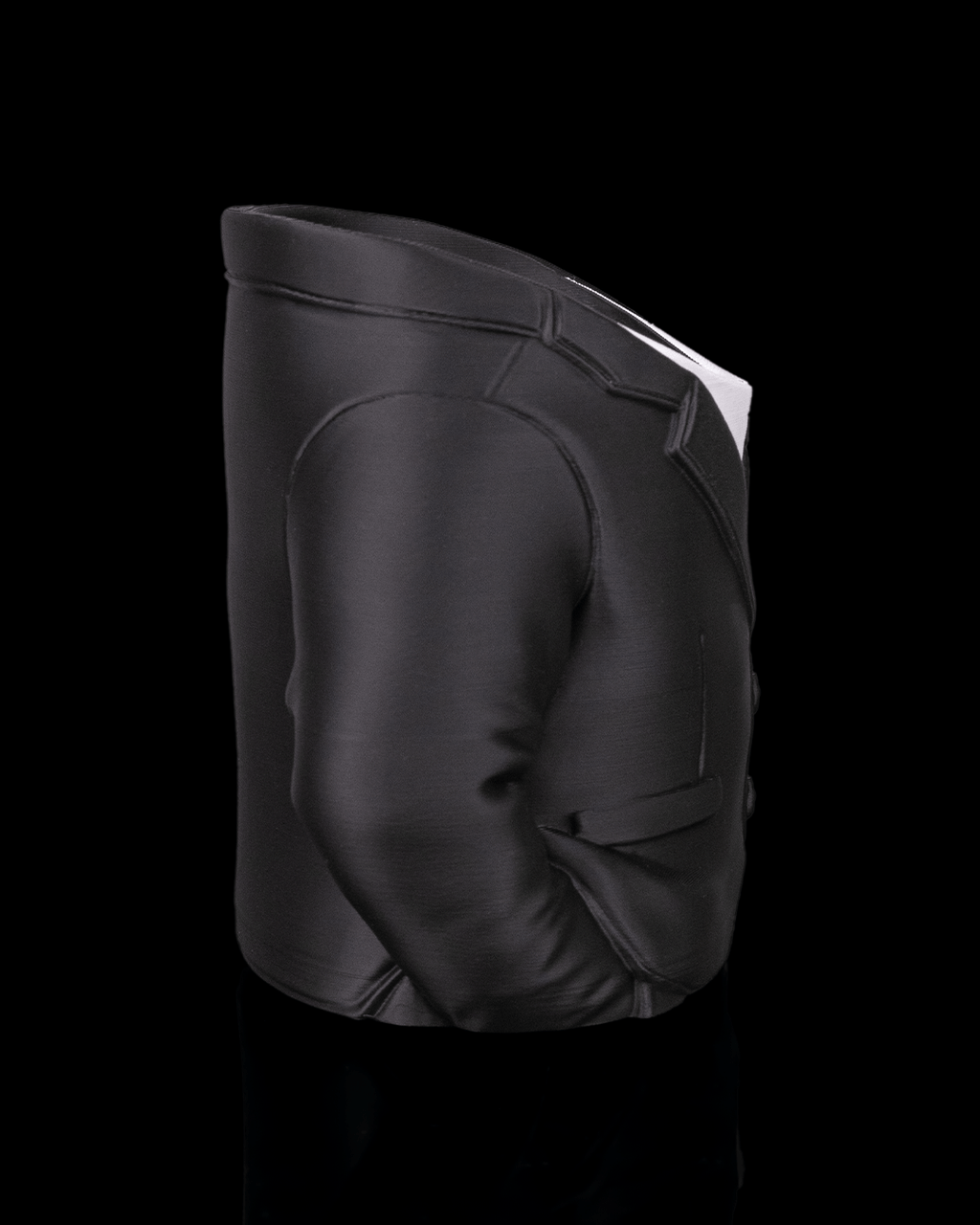 Porta Lattina Elegante con Abito – Supporto per Lattine 330 ml Stampato in 3D | Design Business