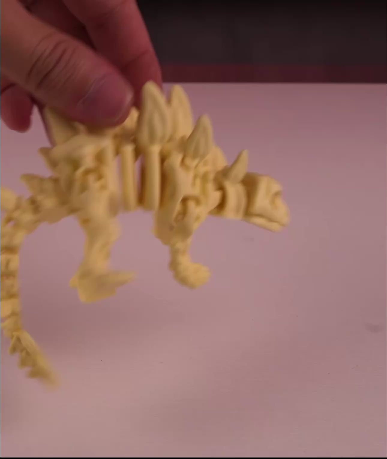 Stegosaurus in Scheletro – Modellino Articolato da Collezione (3D)