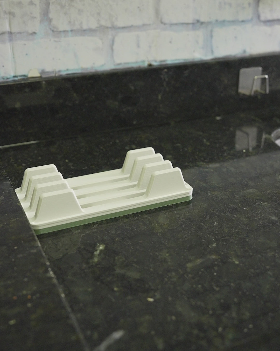 Scolapiatti Compatto con Porta Bicchieri e Posate – Stampato in 3D