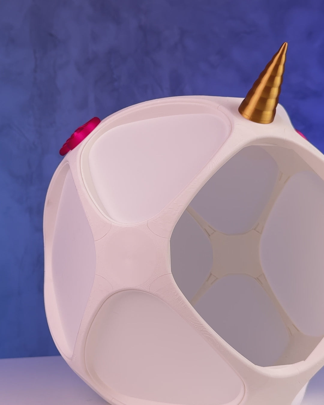 Cuccia Magica per Gatti e Cani di Piccola Taglia – Design Unicorno 3D  Descrizione